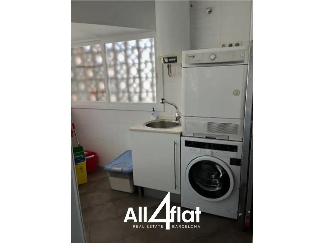 Flat with lift to rent in Calle Comte d´Urgell, imagen 8