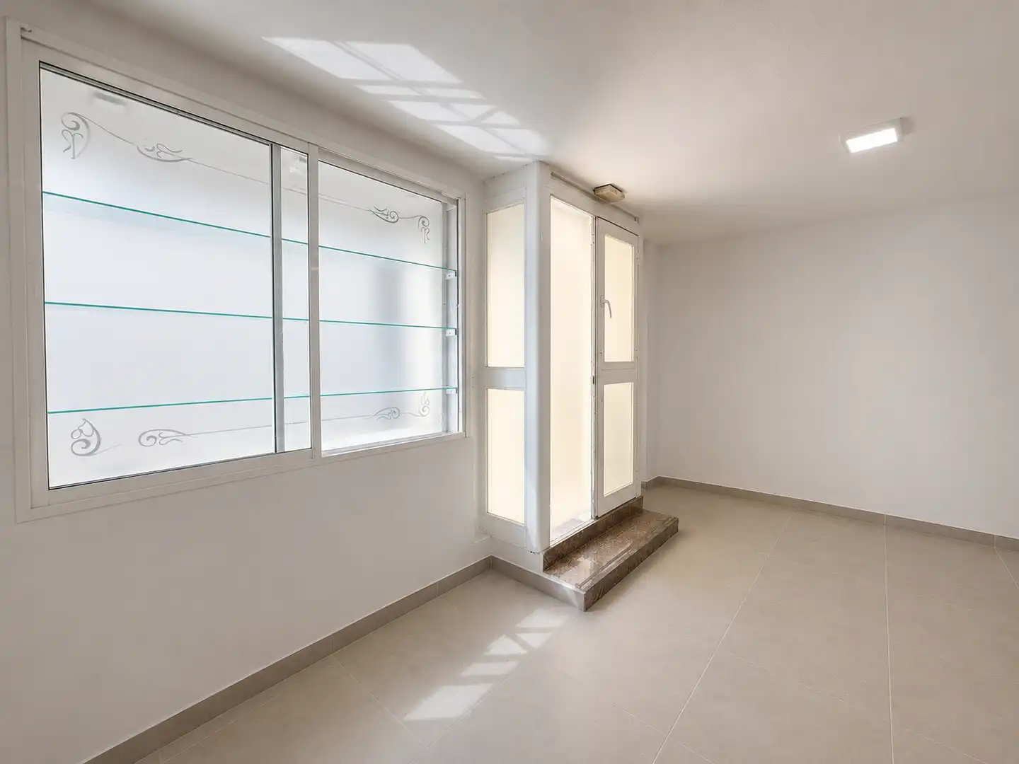 Gewerbefläche zur Miete in Calle Juan Ramón Jiménez 9, imagen 3