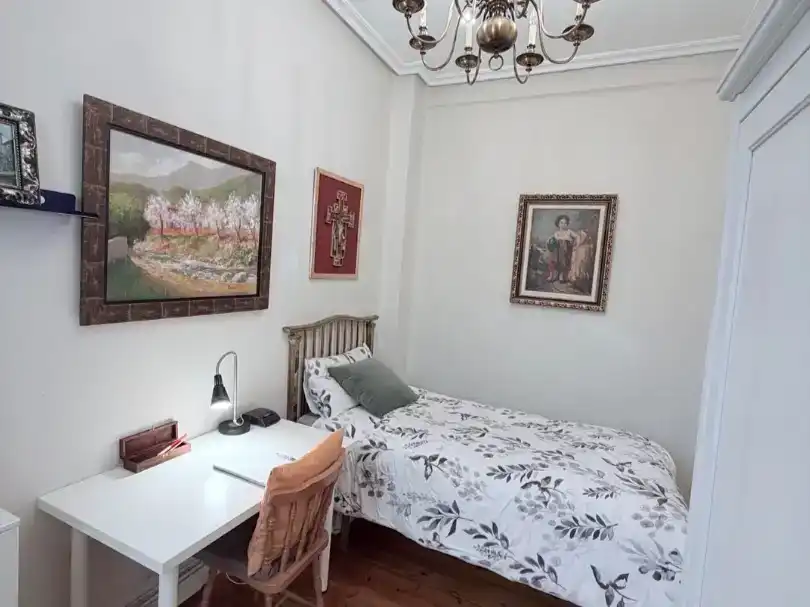 Bedroom of Flat for sale in  Logroño  with Balcony