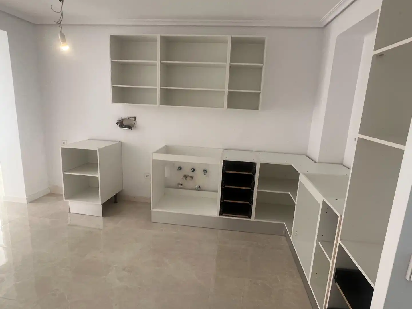 Kitchen of Flat for sale in Aldaia  with Balcony