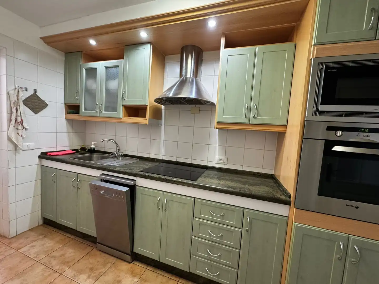 Kitchen of Flat for sale in Guía de Isora  with Air Conditioner, Storage room and Furnished