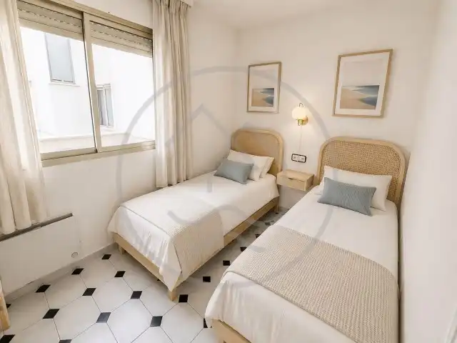 Flat with terrace for sale in Passeig Marítim 142, imagen 7