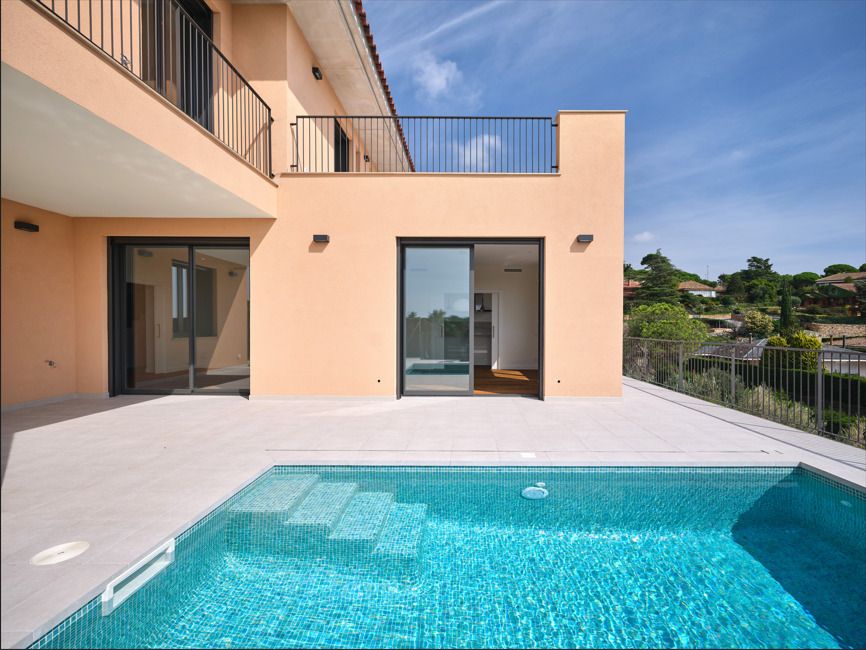 Swimming pool of House or chalet for sale in Sant Vicenç de Montalt  with Air Conditioner, Heating and Private garden