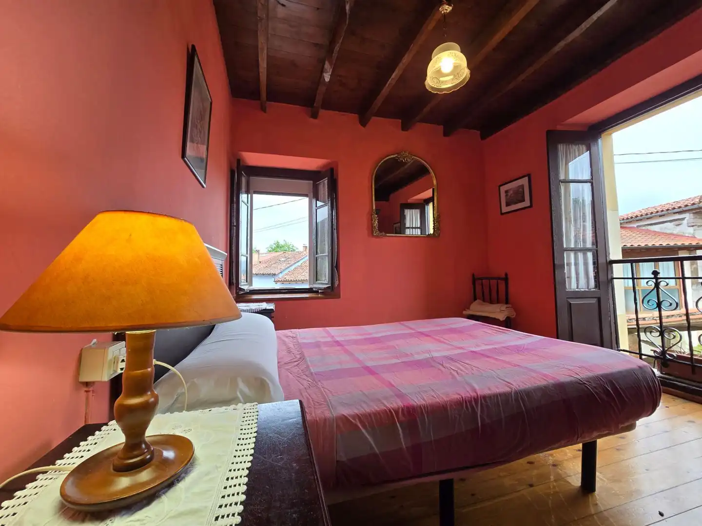 Dormitori de Casa o xalet en venda en Llanes amb Calefacció, Terrassa i Traster