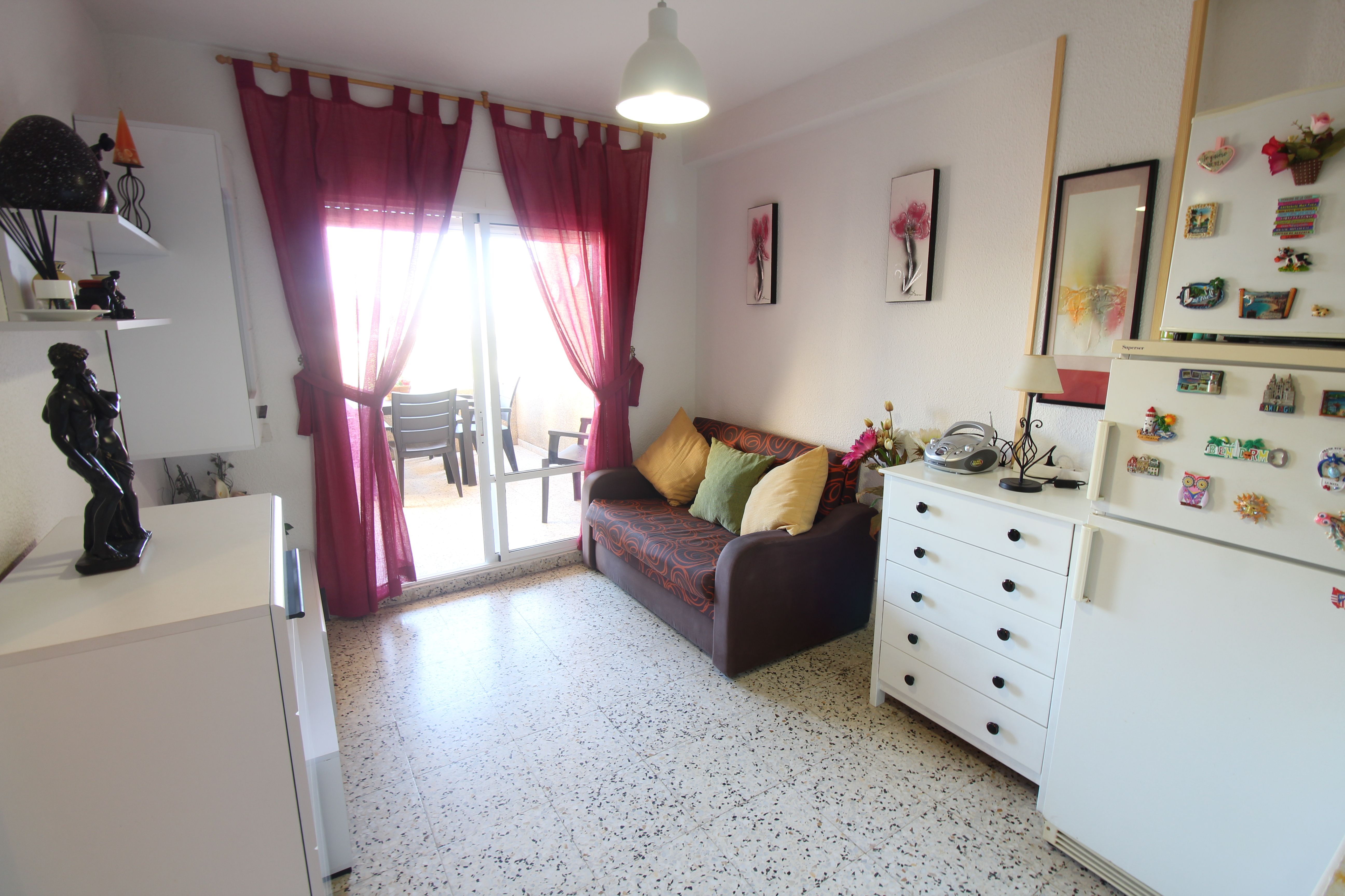 Sala d'estar de Apartament en venda en Guardamar del Segura amb Terrassa, Moblat i Rentadora