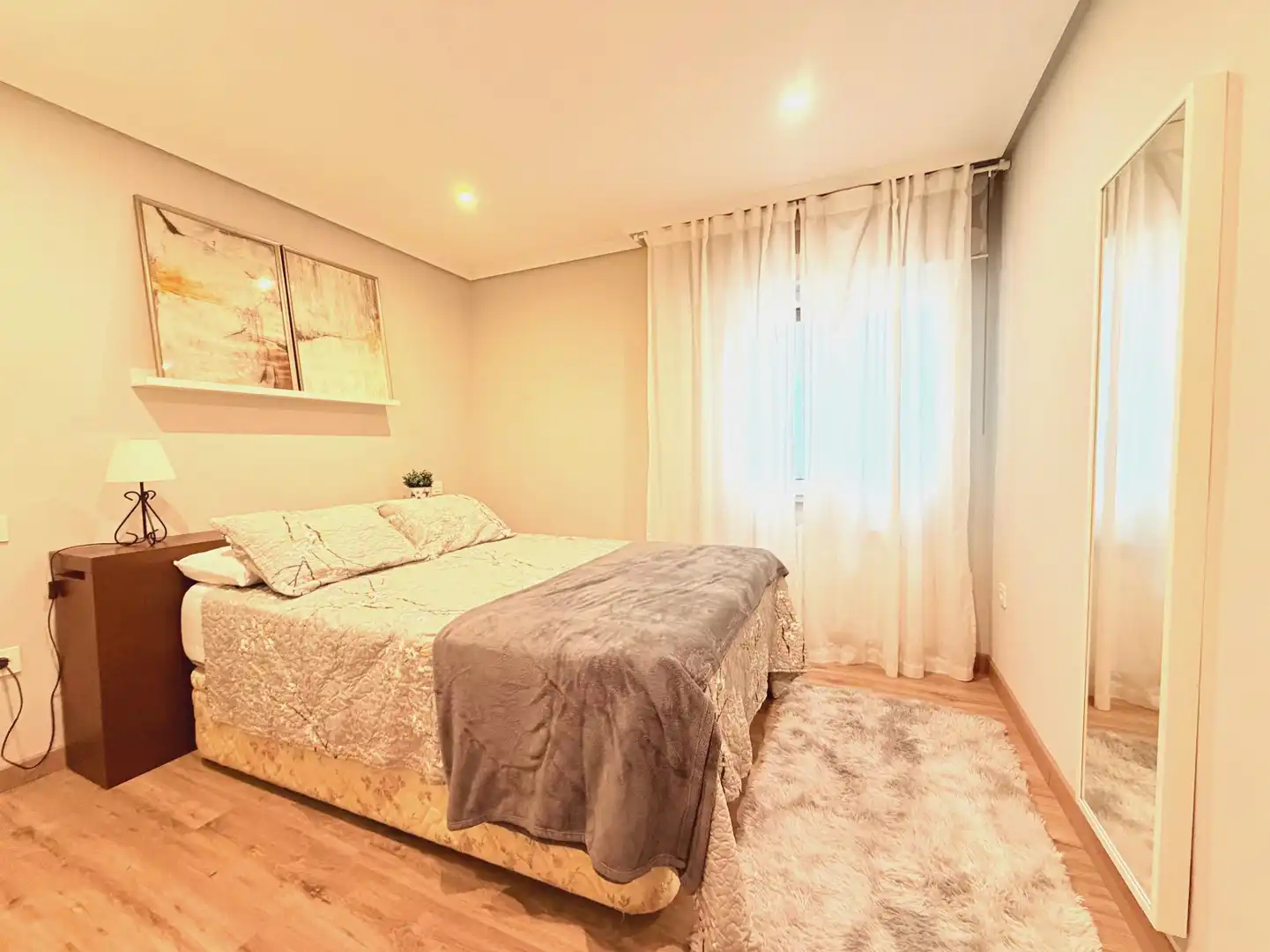 Habitación de Piso en venta en Gijón  con Calefacción y Amueblado