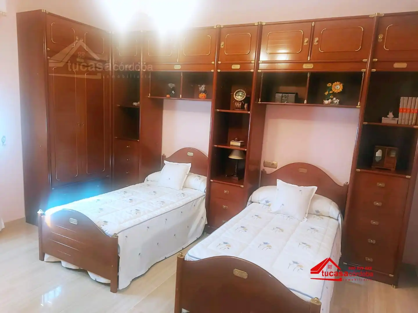 Bedroom of Duplexes for sale in El Carpio  with Air Conditioner and Furnished