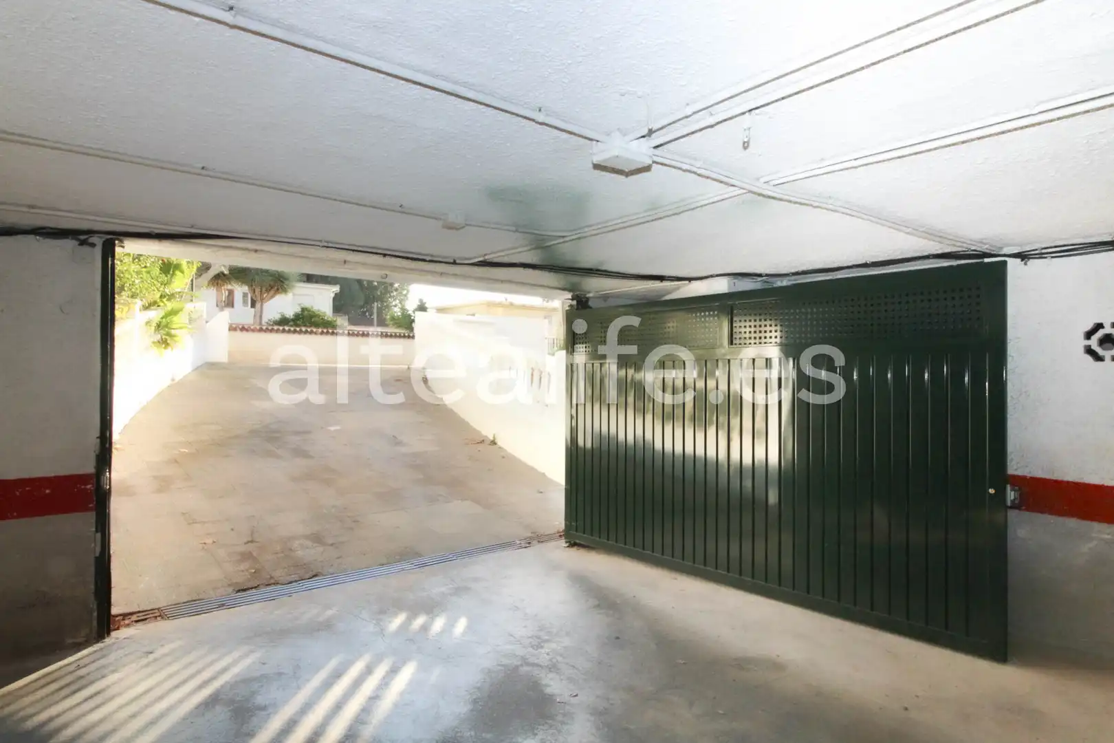 Außenansicht von Garage zum Verkauf in L'Alfàs del Pi