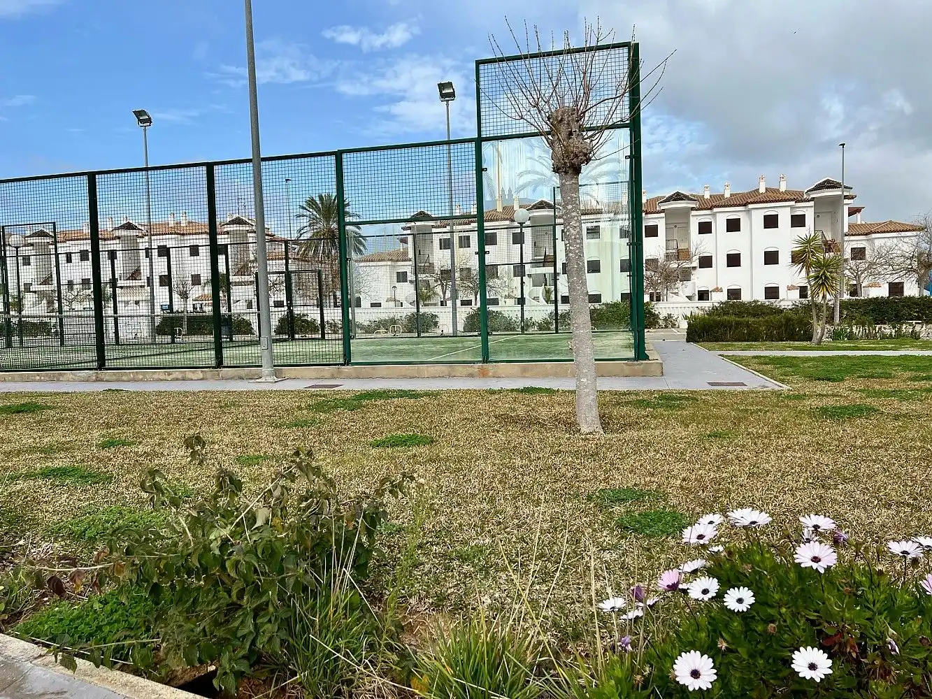 Jardín de Apartamento en venta en Chiclana de la Frontera con Jardín privado, Terraza y Alarma