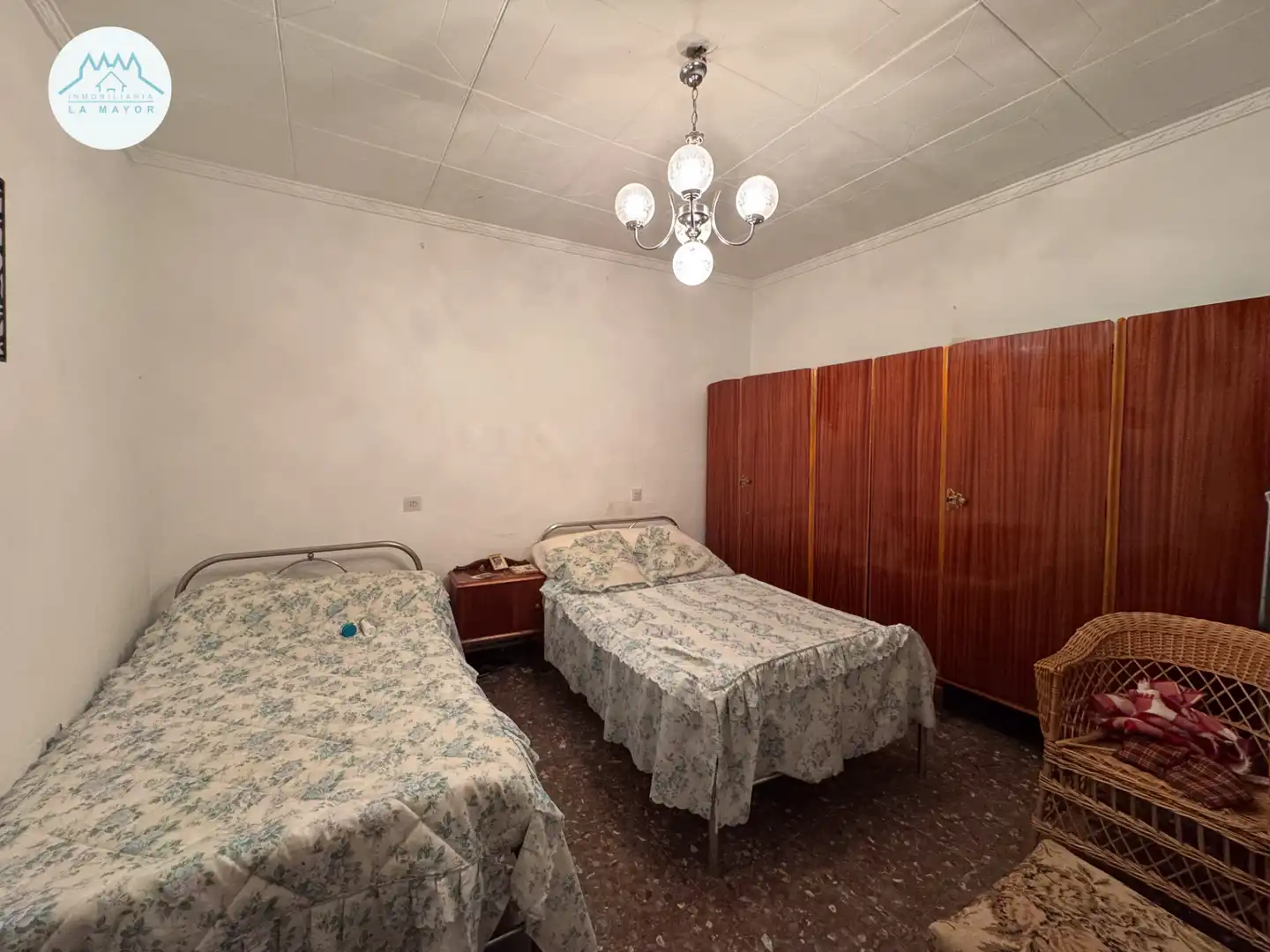Bedroom of Houses for sale in Carrión de Calatrava  with Air Conditioner, Terrace and Furnished