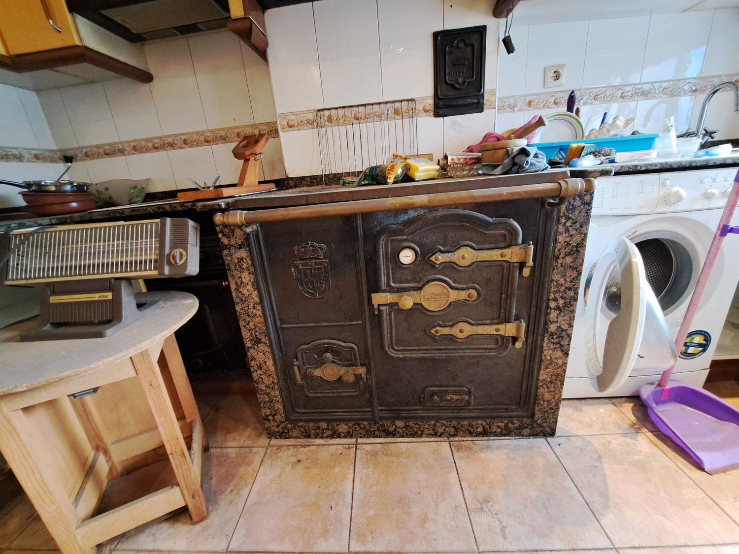 Kitchen of Flat for sale in Avilés  with Swimming Pool