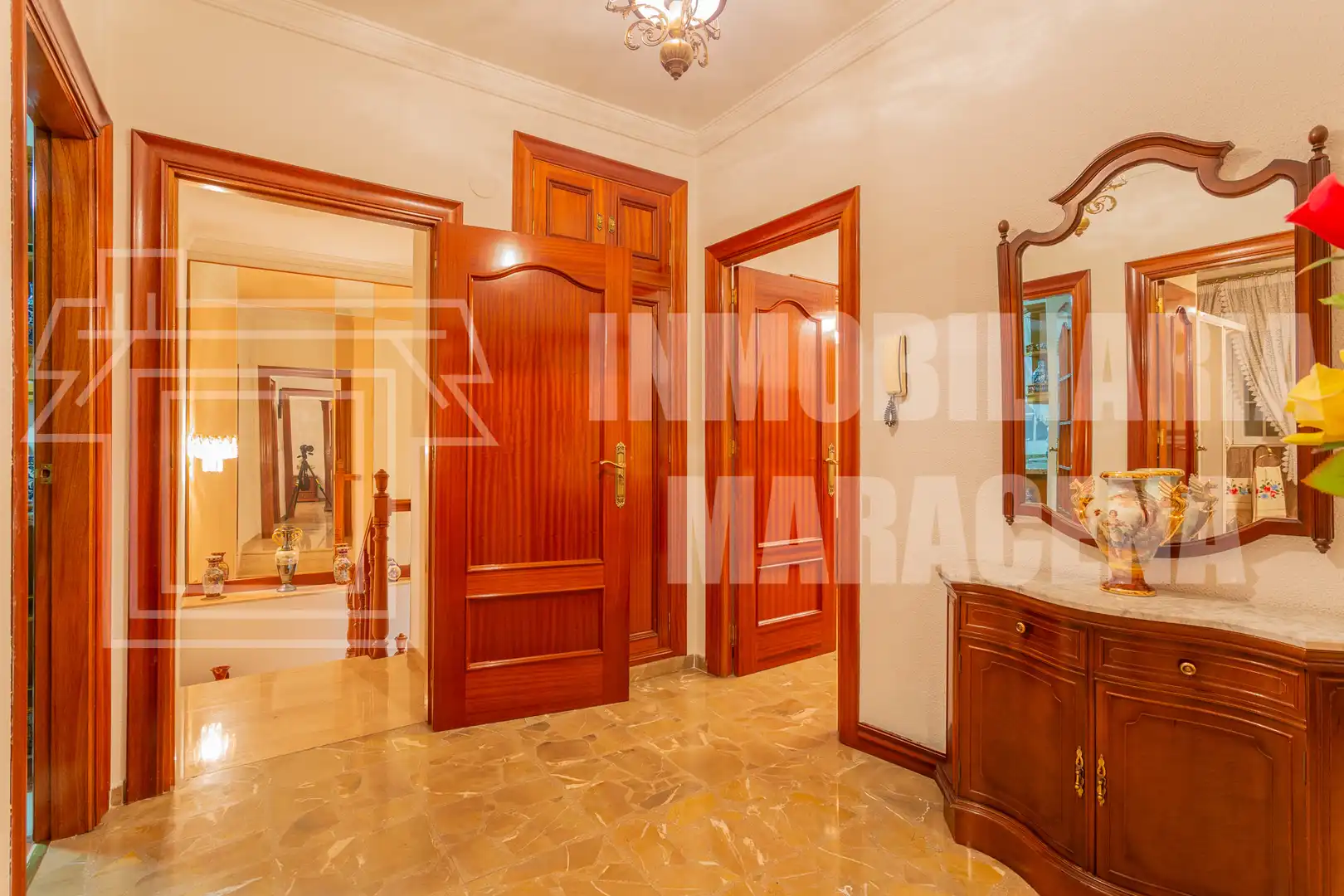 Houses for sale in Granada  with Air Conditioner, Terrace and Oven