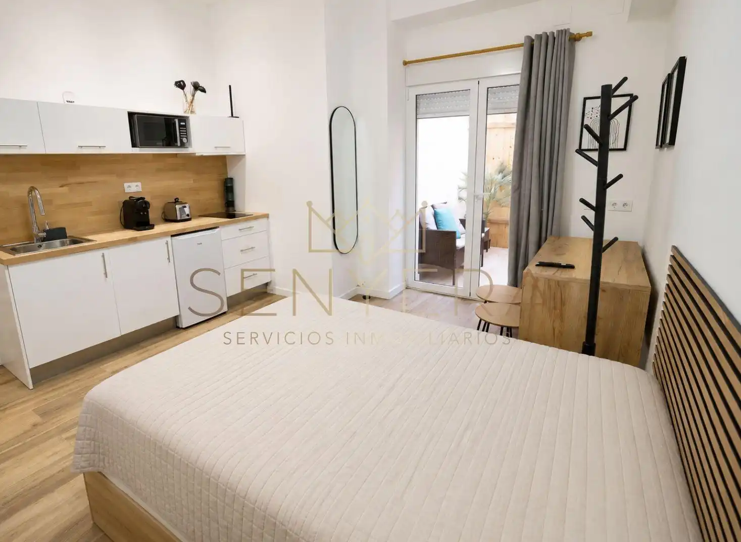 Habitación de Planta baja en venta en Valencia con Aire acondicionado y Terraza
