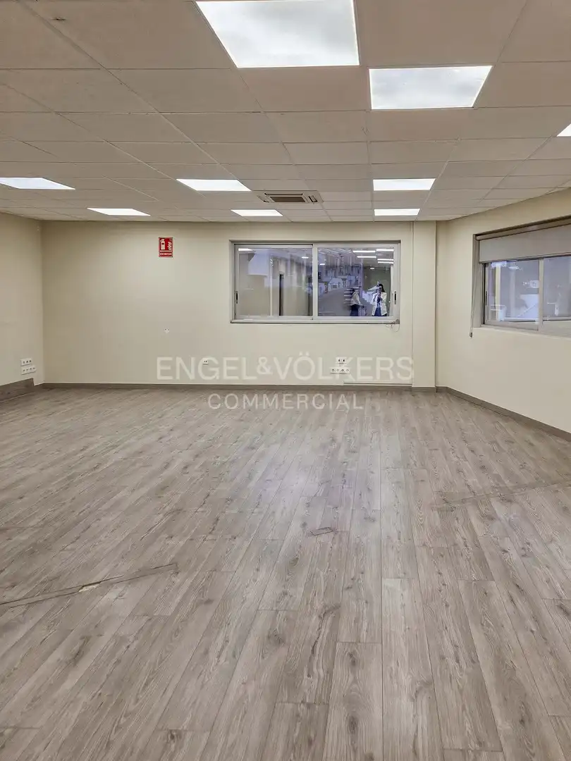 Local comercial en venda a Centre, imagen 4