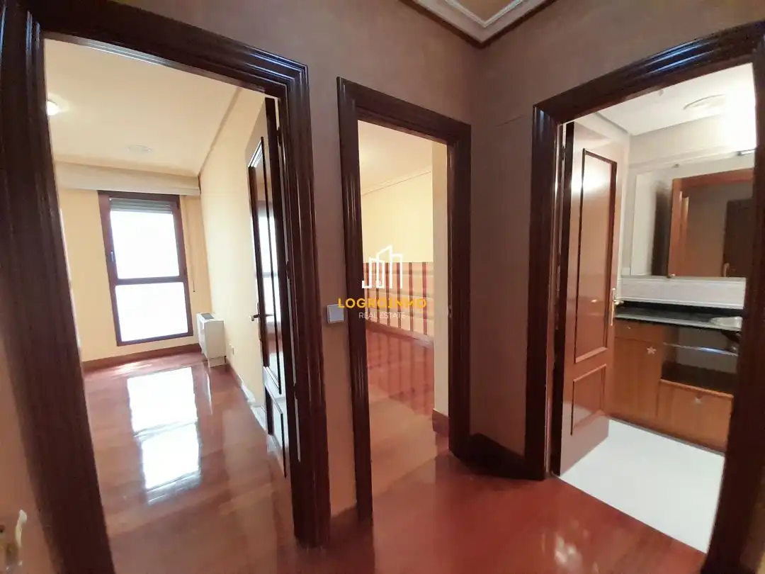 Piso con terraza en venta en Centro, imagen 17
