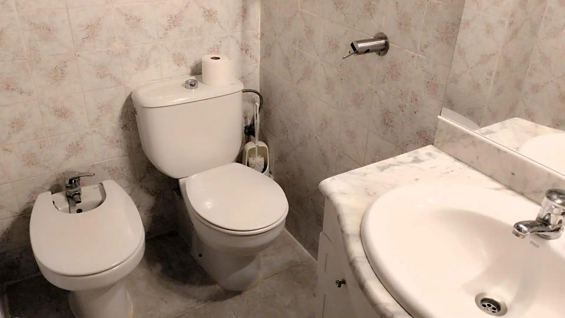 Baño de Piso en venta en Valencia con Aire acondicionado y Balcón