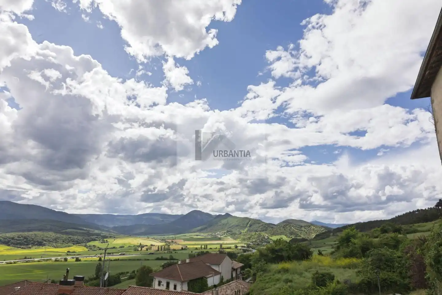 Flat for sale in Iza / Itza  with Heating, Parquet flooring and Storage room