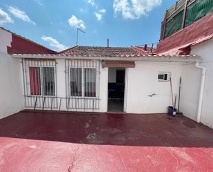 Vista exterior de Casa adosada en venda en Valladolid Capital amb Calefacció i Moblat