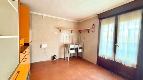 Foto 2 de Piso en venta en El Sol Kalea, Txabarri - La Unión - Vista Alegre, Sestao