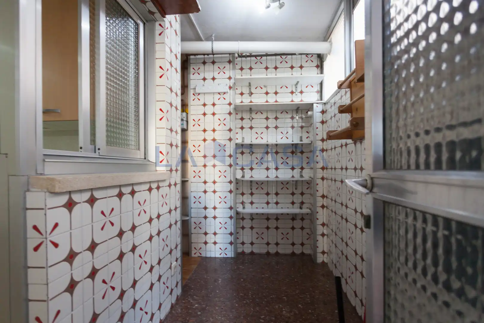 Küche von Wohnung zum Verkauf in L'Hospitalet de Llobregat mit Balkon