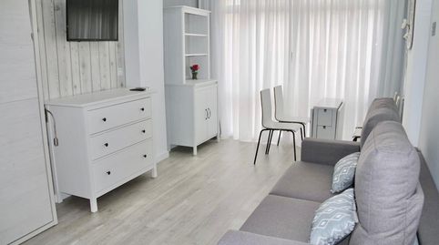 Foto 4 de Estudio de alquiler en Avenida Avenida Antonio Tore Tore, Poniente - Faro, Vélez-Málaga