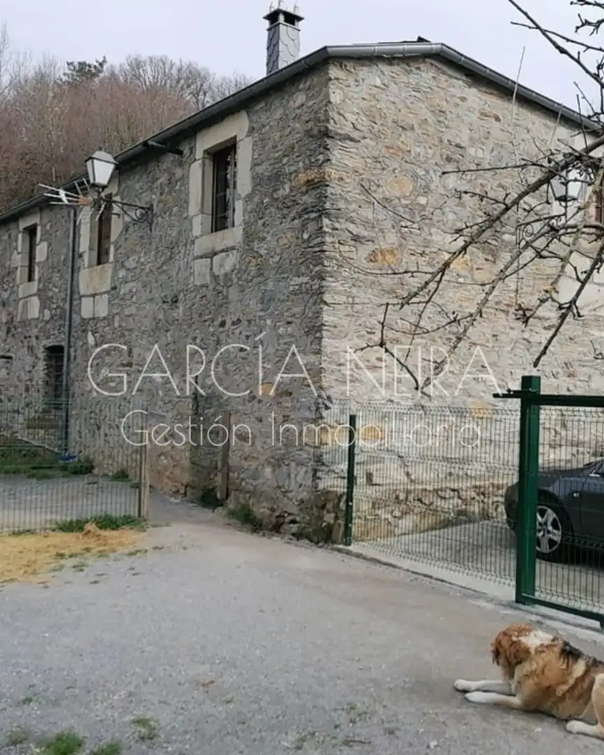 Jardín de Finca rústica en venta en Baralla con Jardín privado, Parquet y Amueblado