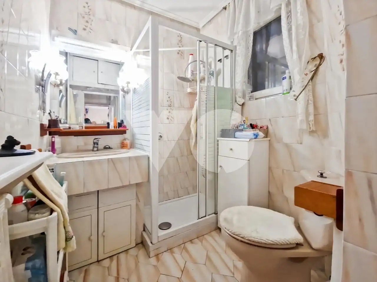 Baño de Planta baja en venta en Madrid con Calefacción y Terraza