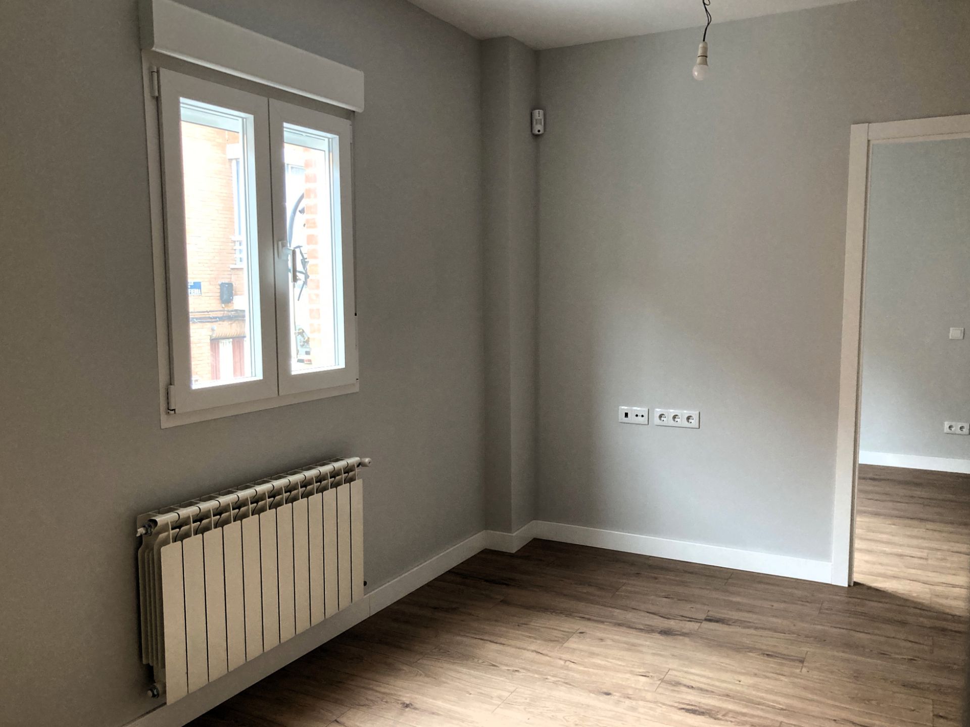 Dormitori de Pis en venda en  Madrid Capital amb Calefacció, Moblat i Forn