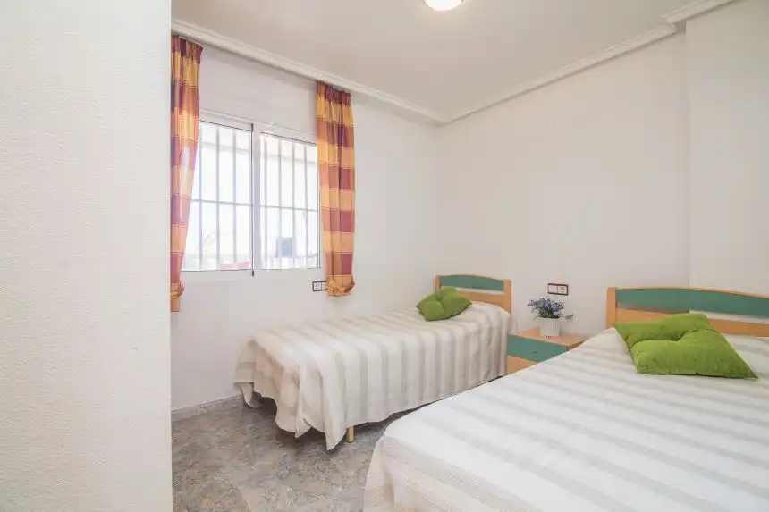 Schlafzimmer von Wohnung zum Verkauf in Elche / Elx mit Klimaanlage, Terrasse und Möbliert