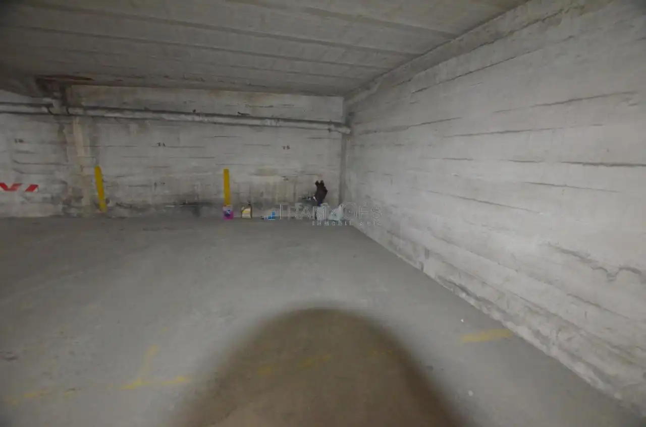 Parking de Piso en venta en Tui con Calefacción, Parquet y Trastero