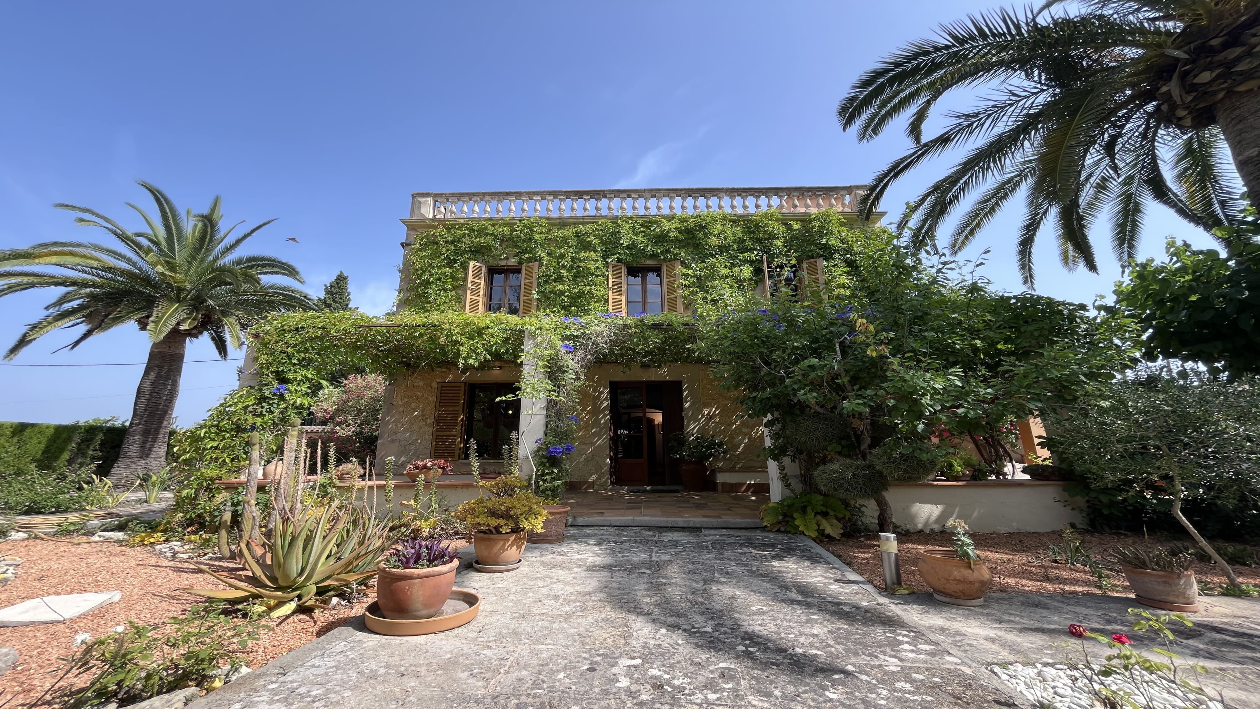 Exterior view of Country house to rent in Montuïri  with Swimming Pool and Furnished