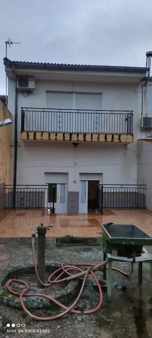 Außenansicht von Wohnung zum Verkauf in Valdefuentes, Cáceres