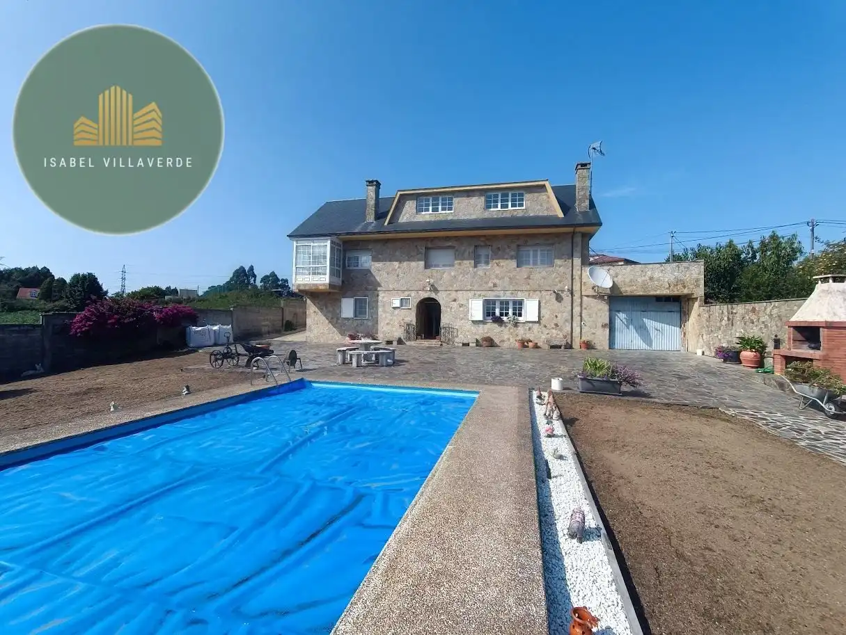 Vista exterior de Casa o chalet en venta en A Coruña Capital  con Calefacción, Jardín privado y Piscina