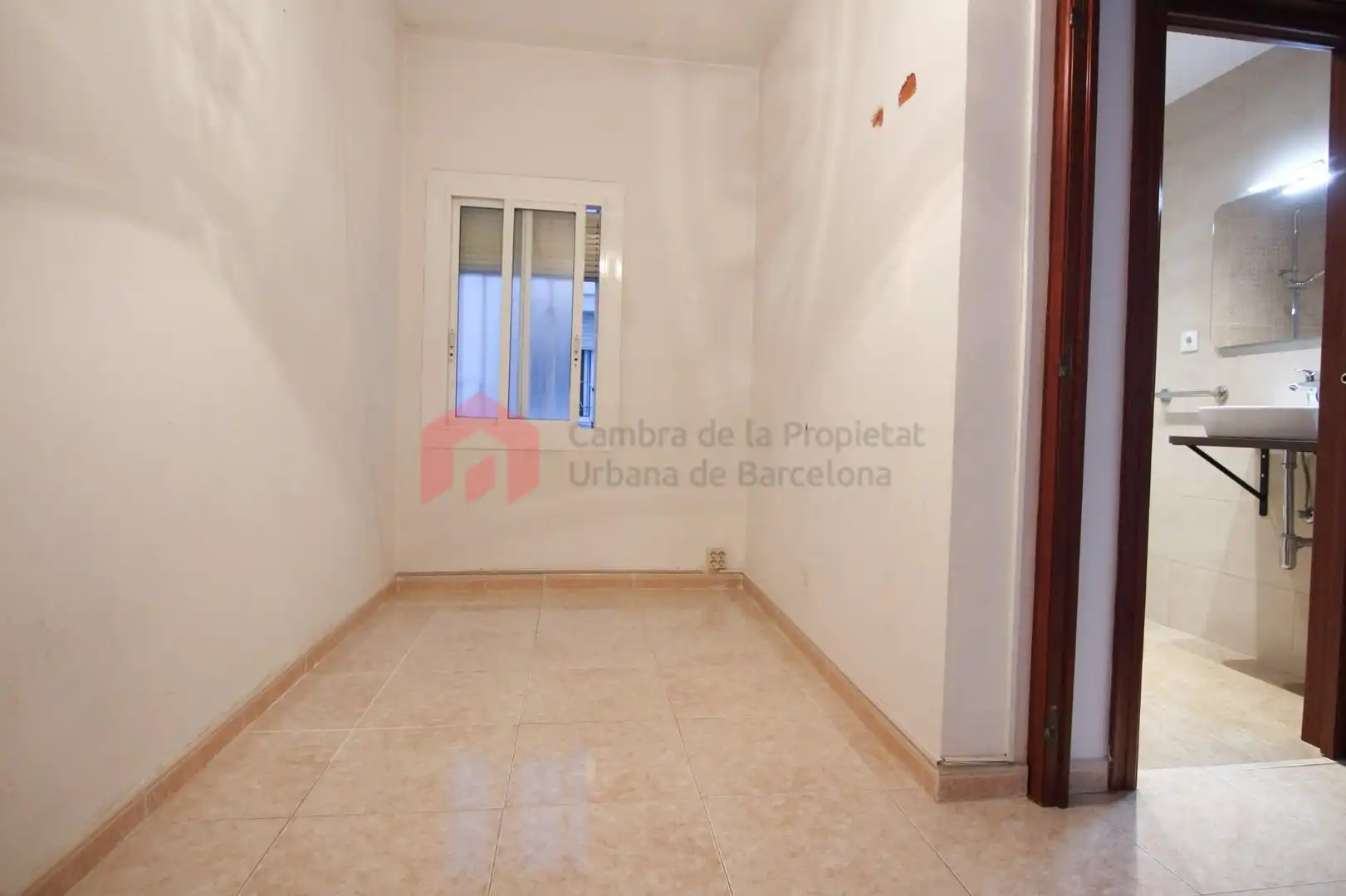 Wohnung zum Verkauf in Barcelona mit Terrasse