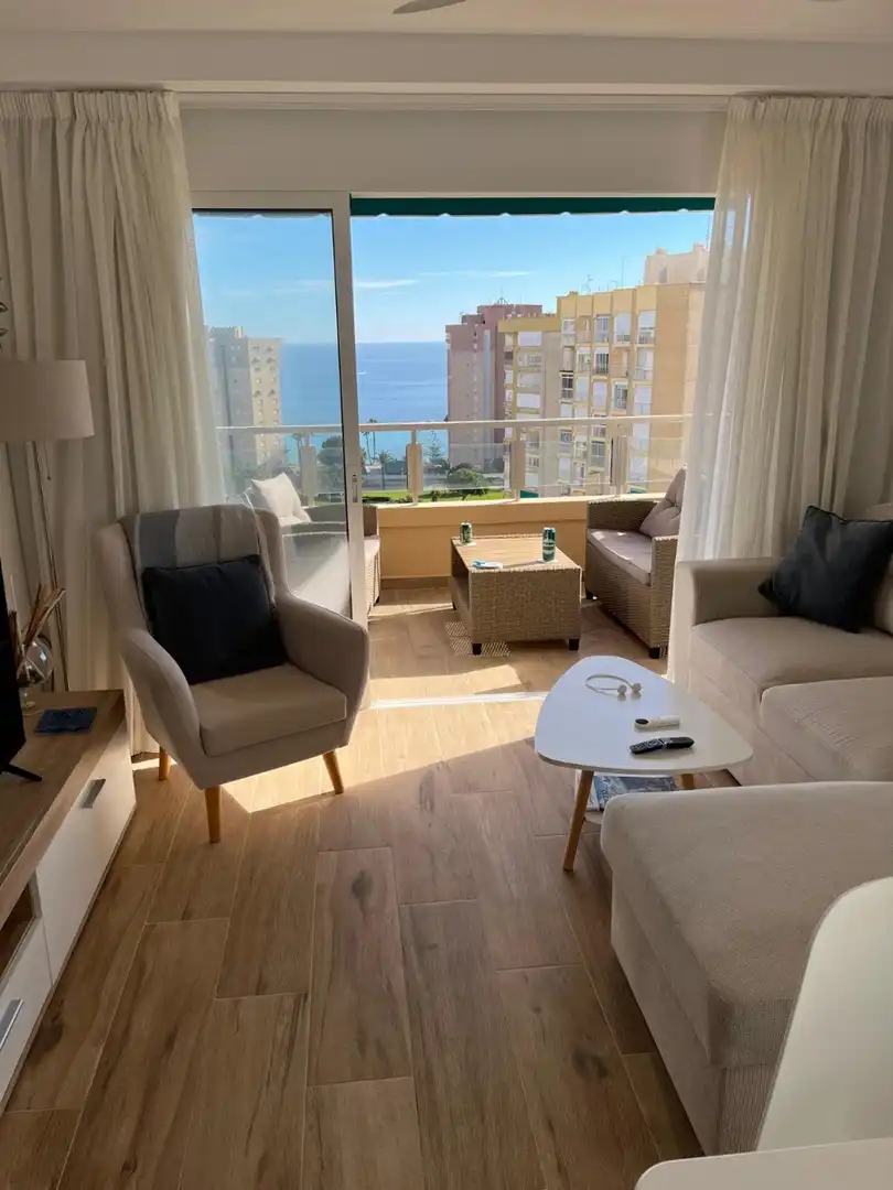Sala de estar de Apartamento de alquiler en Orihuela con Aire acondicionado, Amueblado y Lavadora