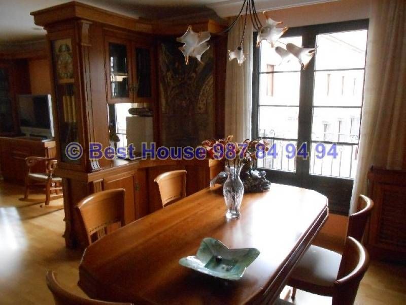 Flat for sale in Casco Antiguo