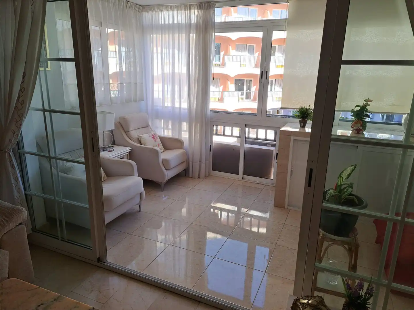 Living room of Flat for sale in Fuengirola  with Air Conditioner, Heating and Terrace