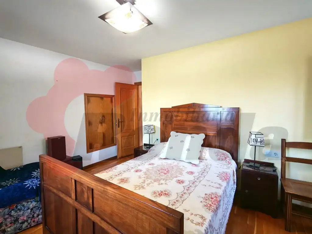 Habitación de Casa o chalet en venta en O Corgo  