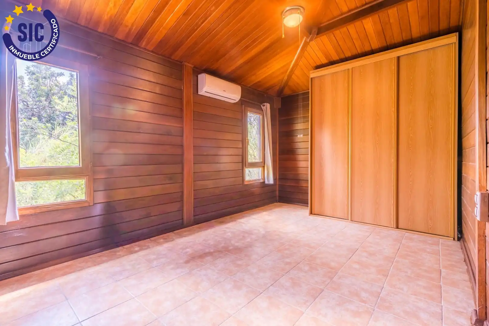 Habitación de Casa o chalet en venta en Torrent con Aire acondicionado, Calefacción y Jardín privado