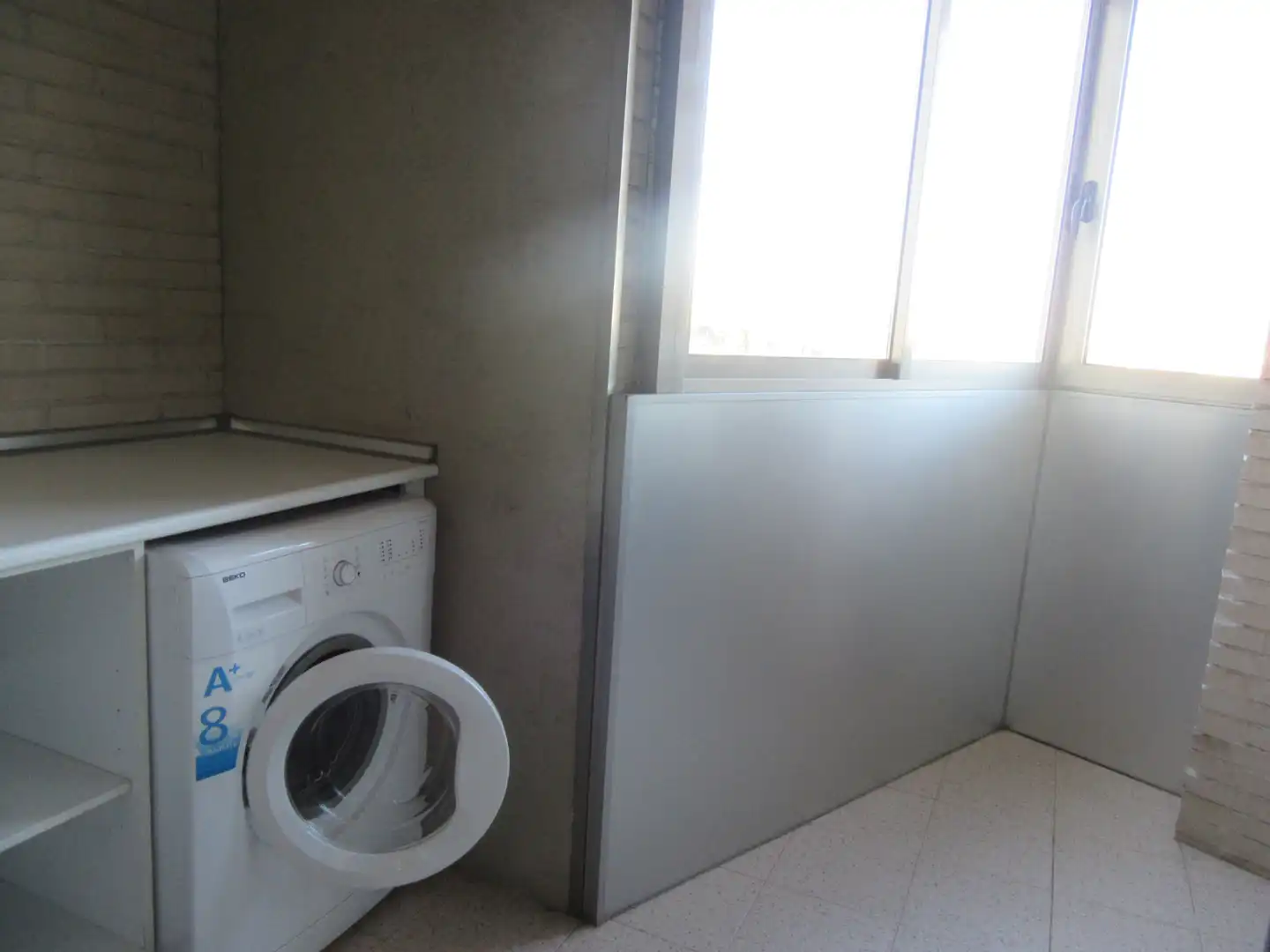 Piso de alquiler en Zaragoza con Calefacción, Terraza y Trastero