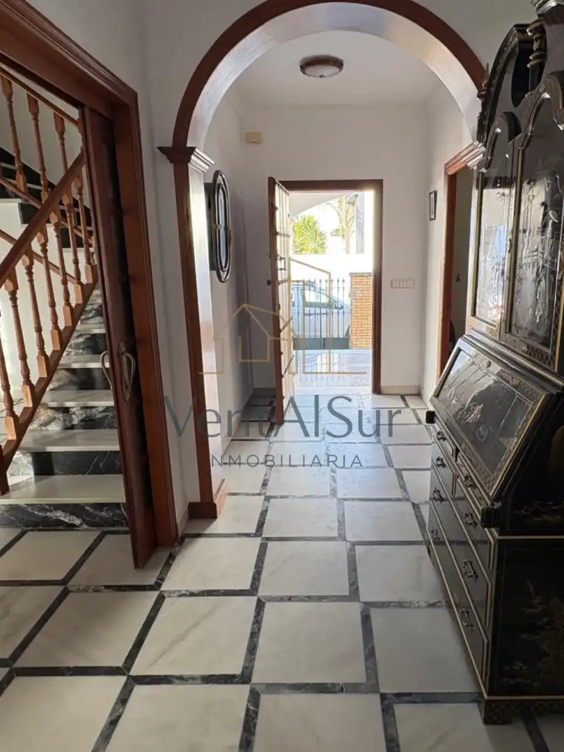 Houses for sale in Sanlúcar de Barrameda  with Private garden, Swimming Pool and Furnished