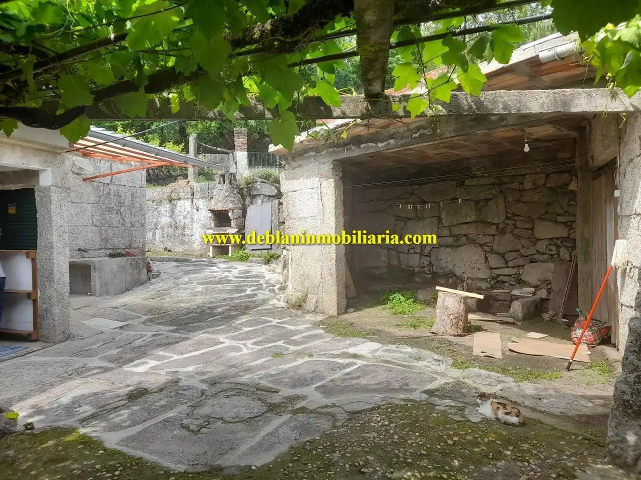 Vista exterior de Casa o chalet de alquiler en Tui con Jardín privado y Trastero