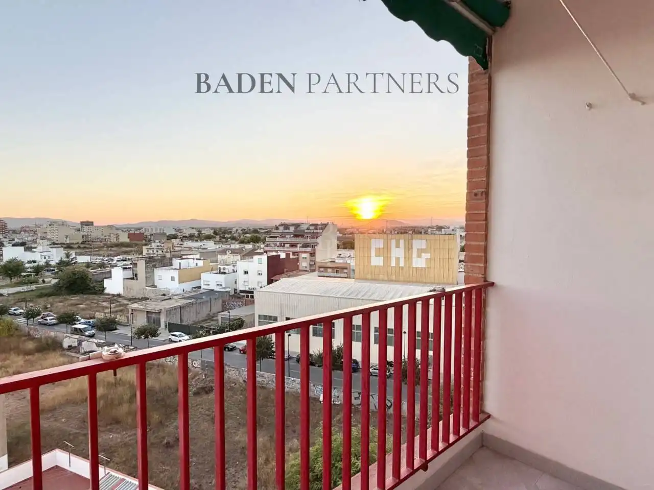 Flat for rent in Avenida María Auxiliadora, Casco Urbano