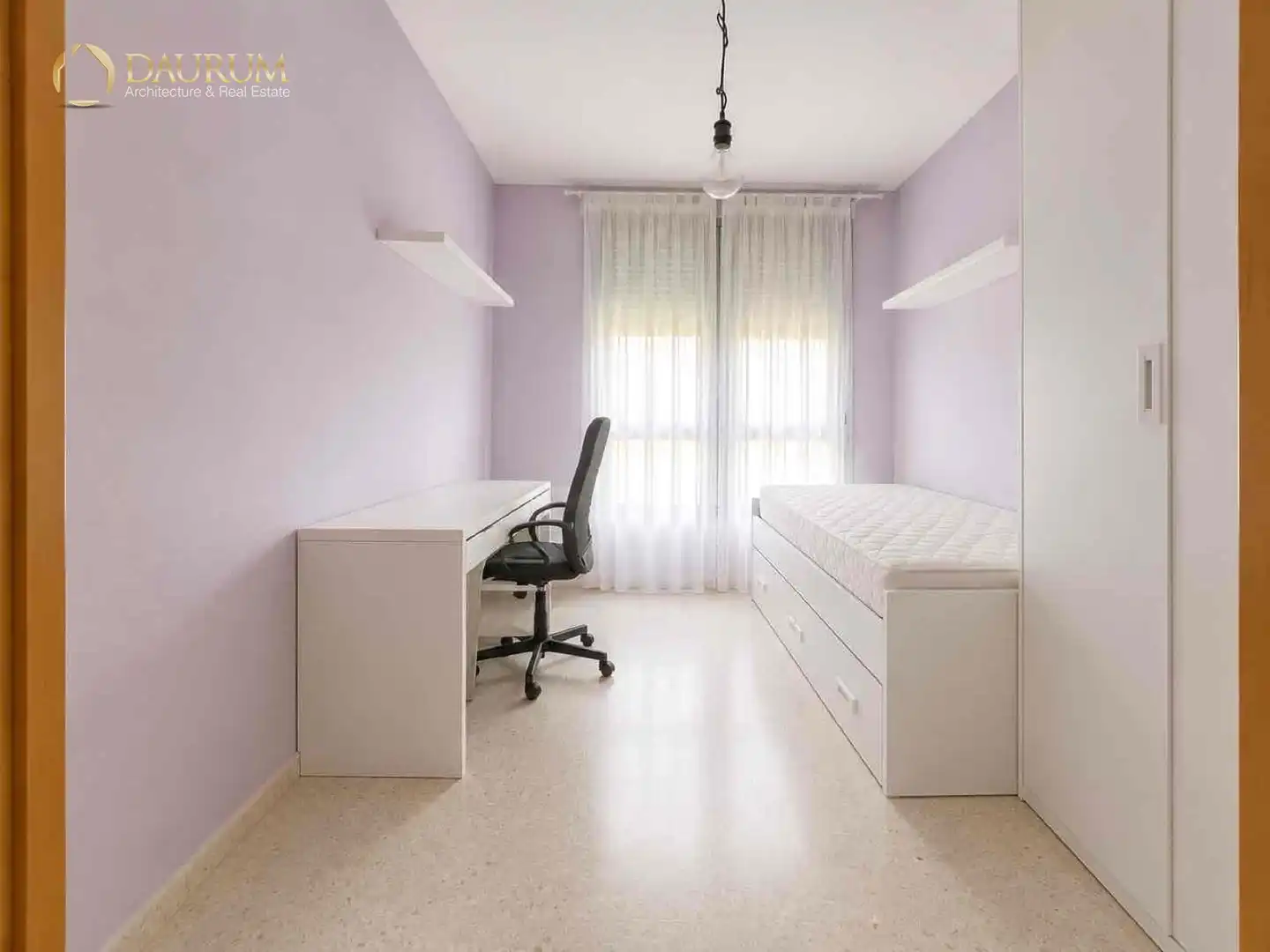 Bedroom of Flat for sale in Sevilla  with Air Conditioner, Heating and Swimming Pool