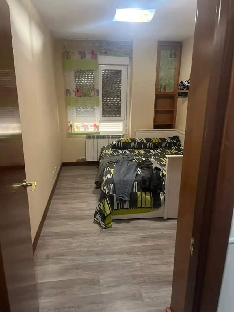 Habitación de Piso en venta en Ribafrecha con Calefacción, Trastero y Balcón