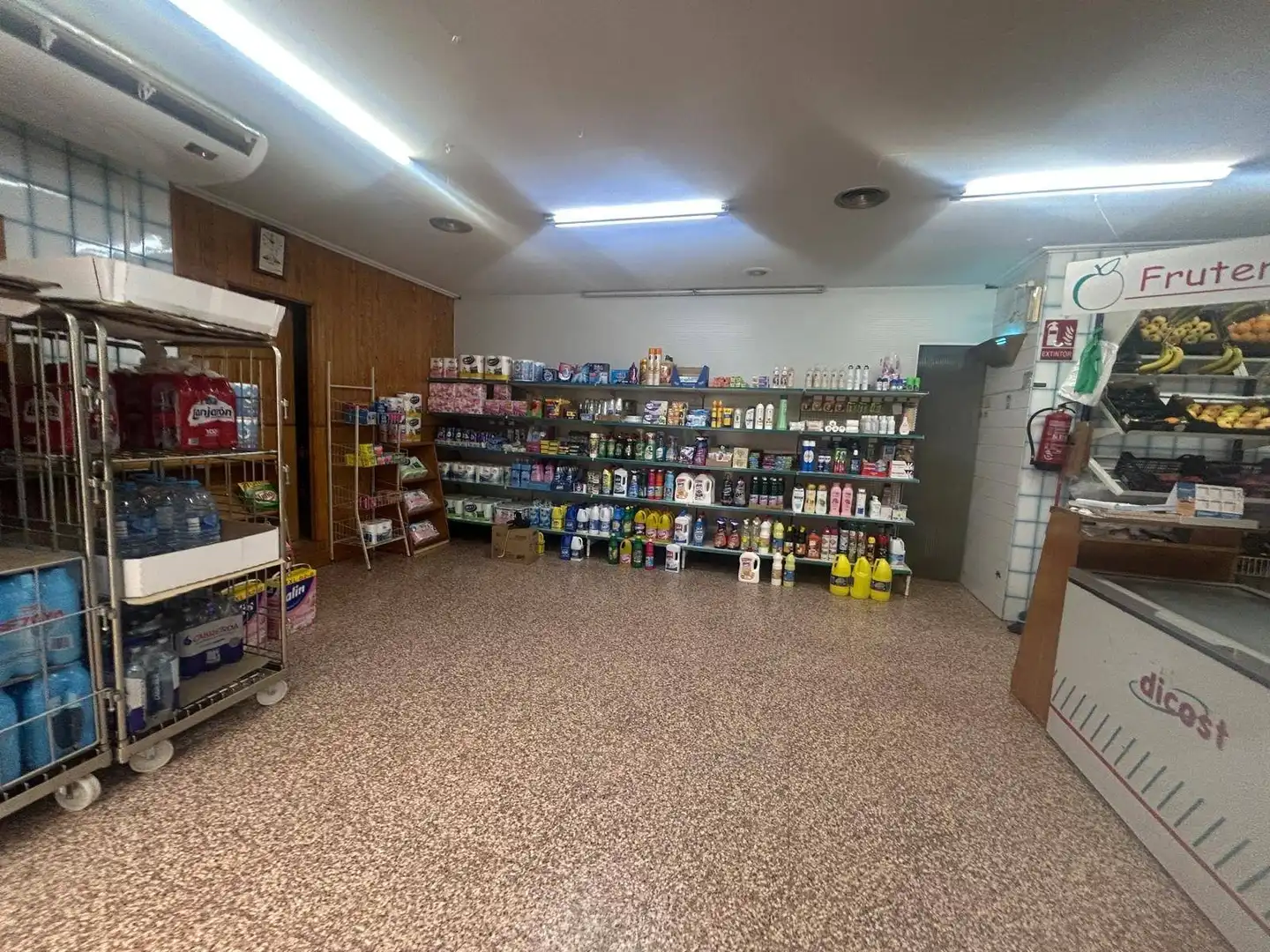 Local comercial en venta en Calle de Pablo Picasso, imagen 4