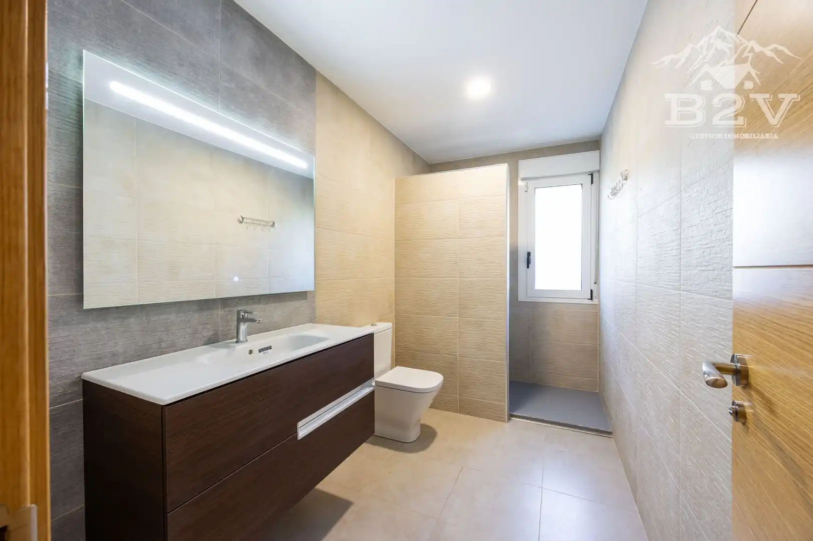 Bathroom of Houses for sale in Navalafuente  with Air Conditioner, Heating and Private garden