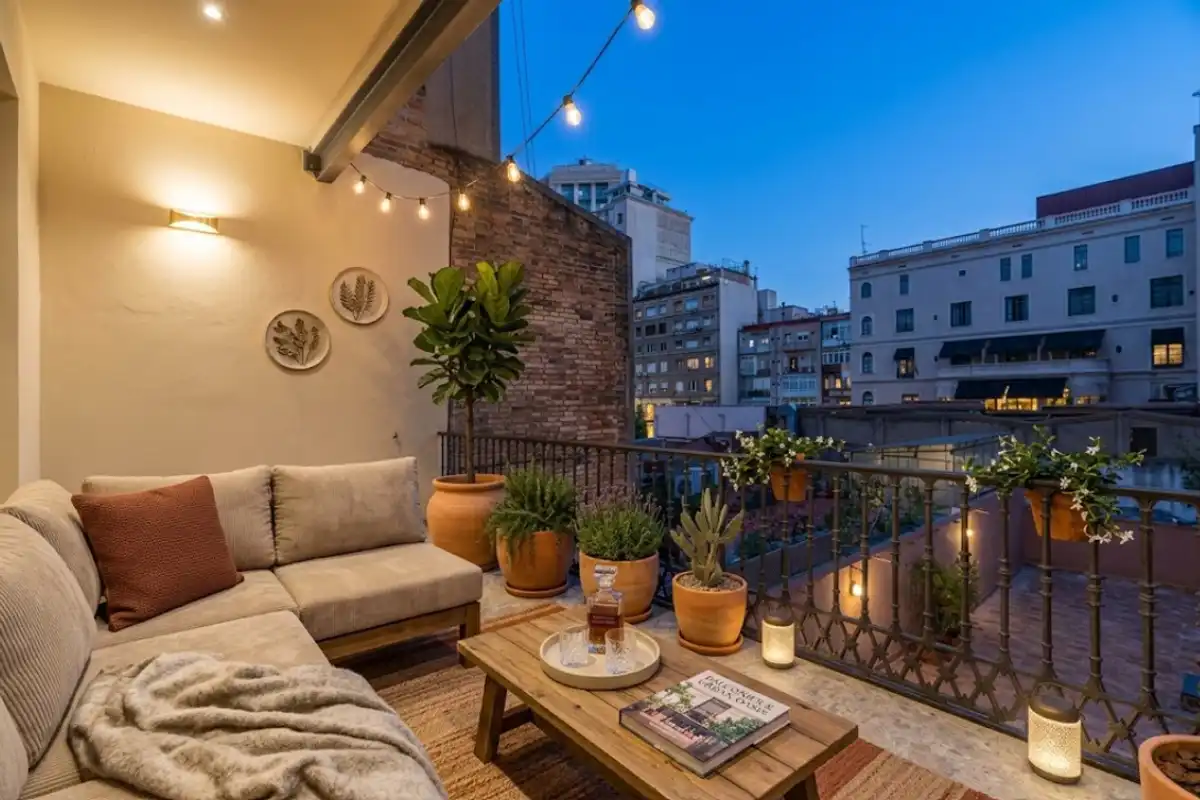 Wohnung mit Aufzug zum Verkauf in Carrer de Casp