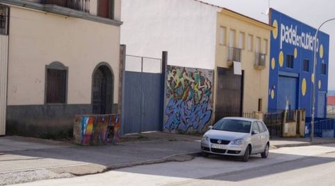 SOLAR INDUSTRIAL 800 M2 en CALLE PRINCIPAL.