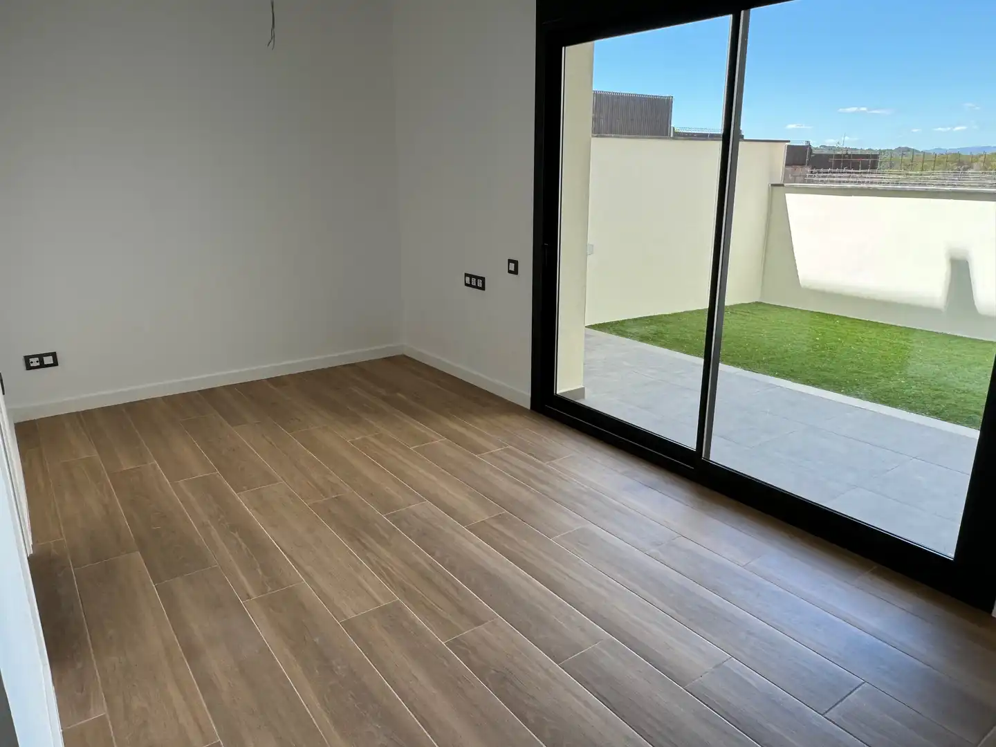 Einfamilien-Reihenhaus zum Verkauf in Viladecavalls mit Klimaanlage, Heizung und Terrasse
